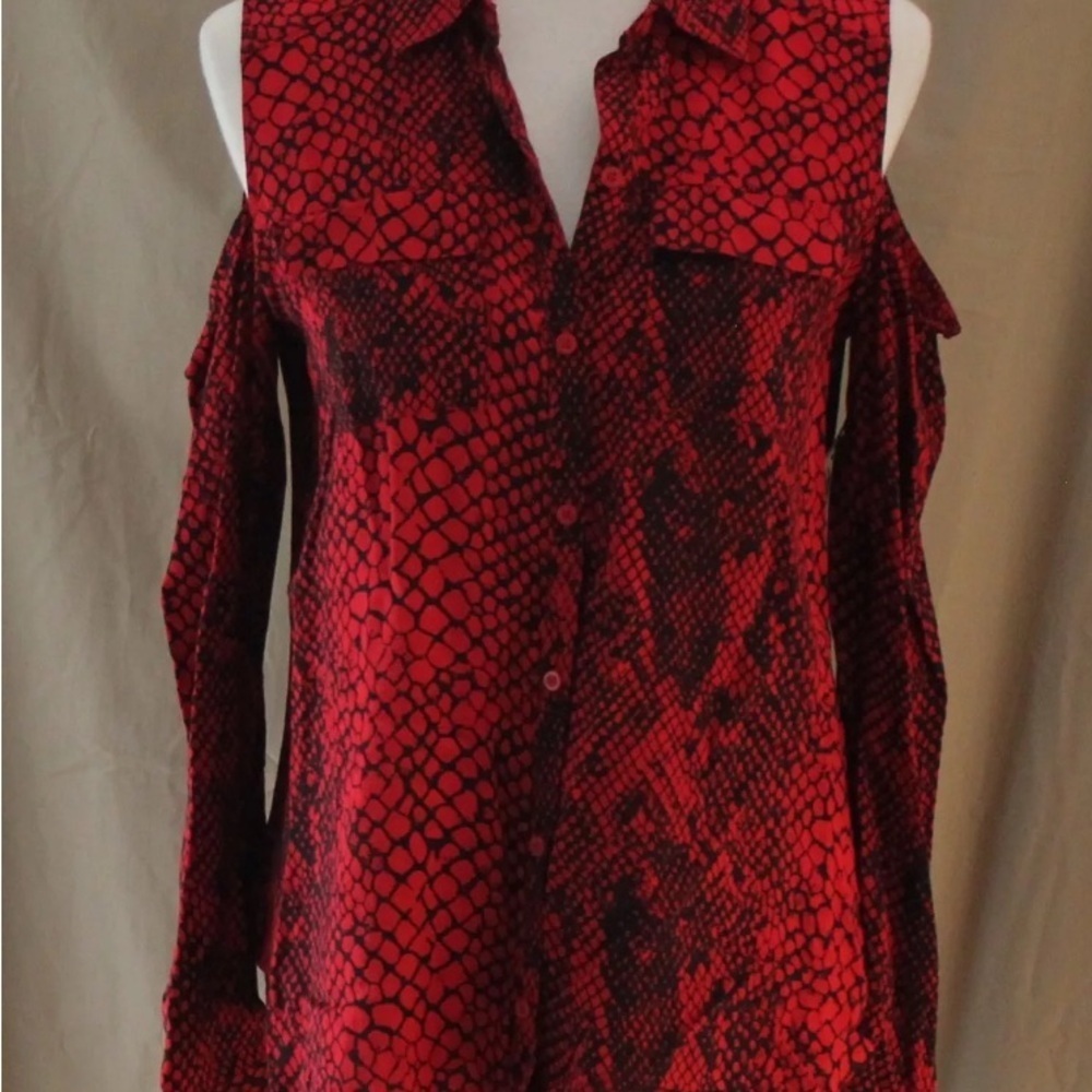 a.n.a Red and Black Notched Collar Cut Out Top